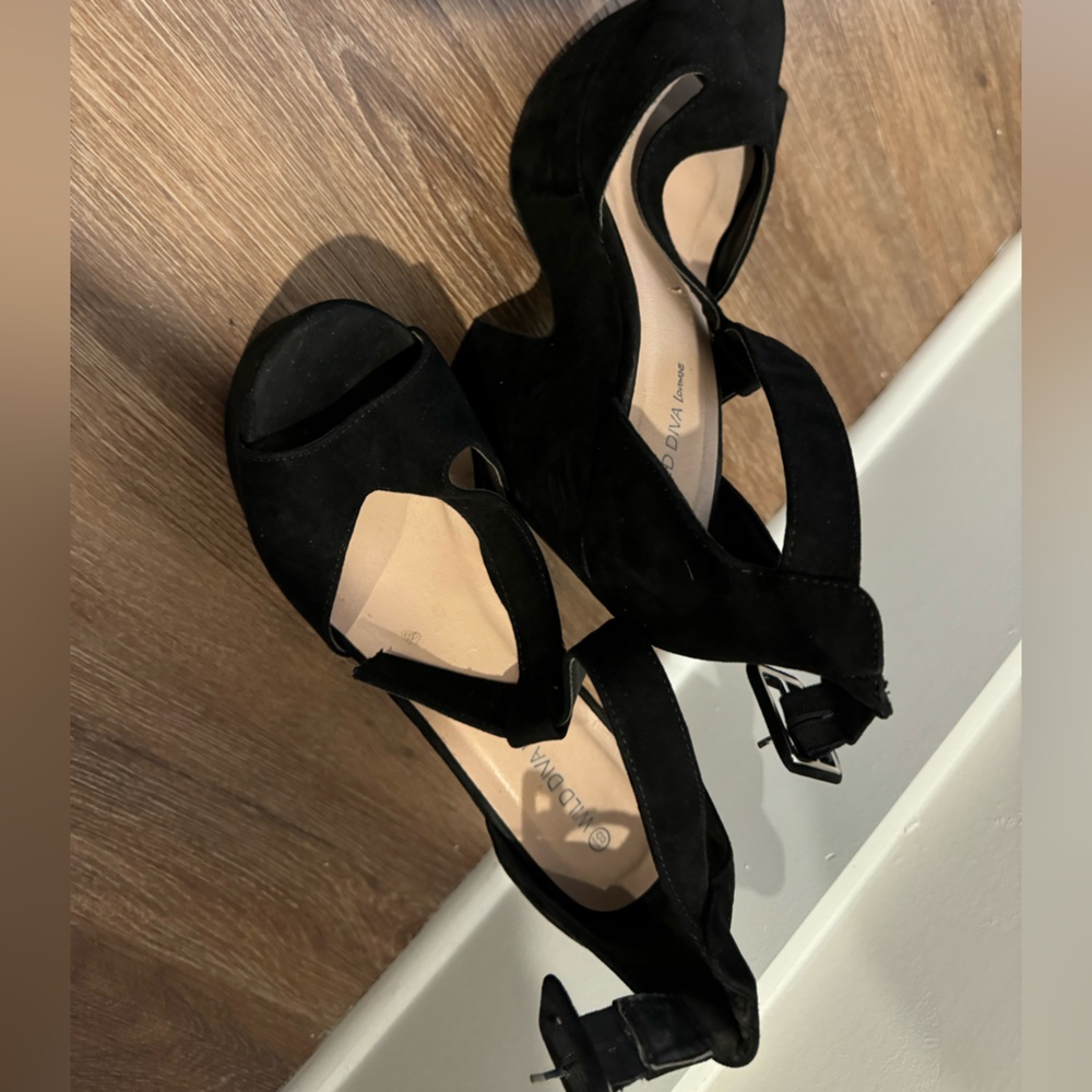 Women’s black high heel